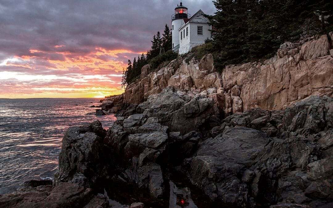 Top 5 Scenic Destinations in Maine Perfect for a Charter Bus Tour