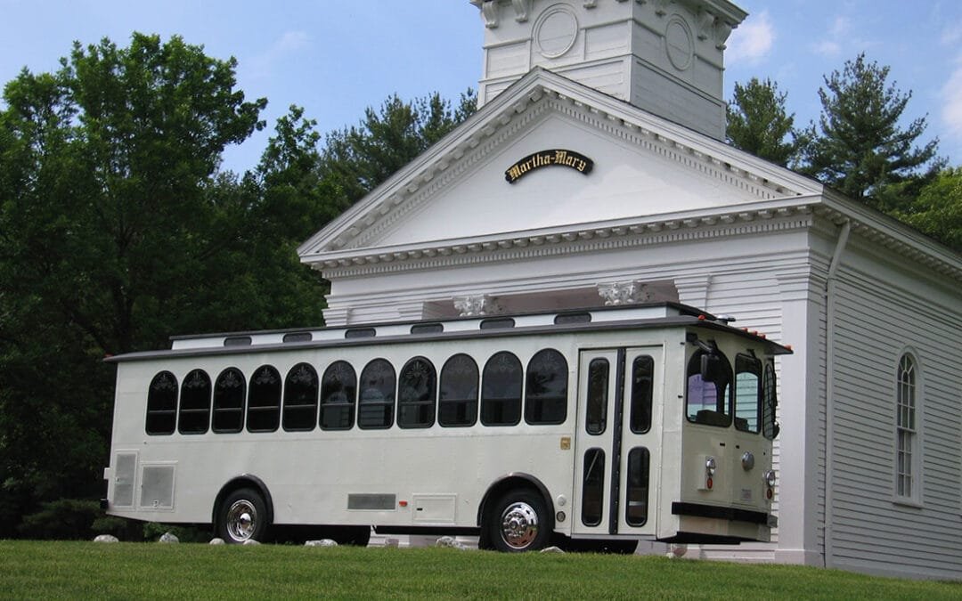 Wedding Weekend in Maine: How to Use a Charter Bus for Airport Transfers and Guest Shuttles