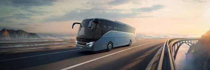 featured image B12 charter bus