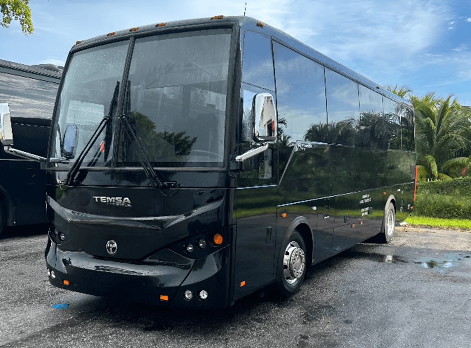 College Campus Tours in Maine and New England: Why Families Love Charter Buses 1 Charter Bus